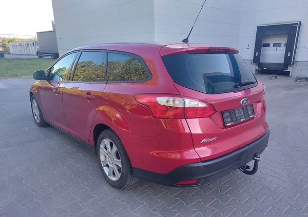 Ford Focus cena 24500 przebieg: 187700, rok produkcji 2014 z Limanowa małe 562